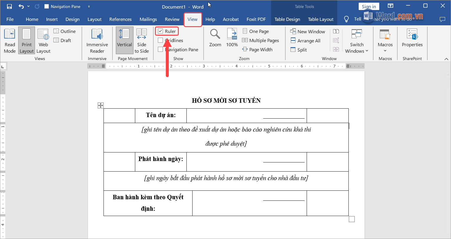 Chọn thẻ View → Ruler để mở thước kẻ trên giao diện làm việc của Word
