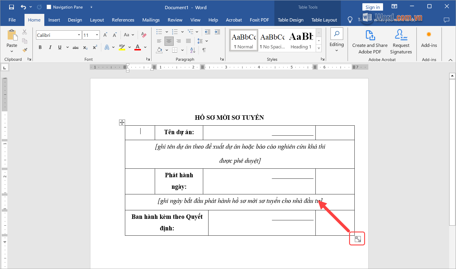 Đưa trỏ chuột đến vị trí góc phải dưới của bảng