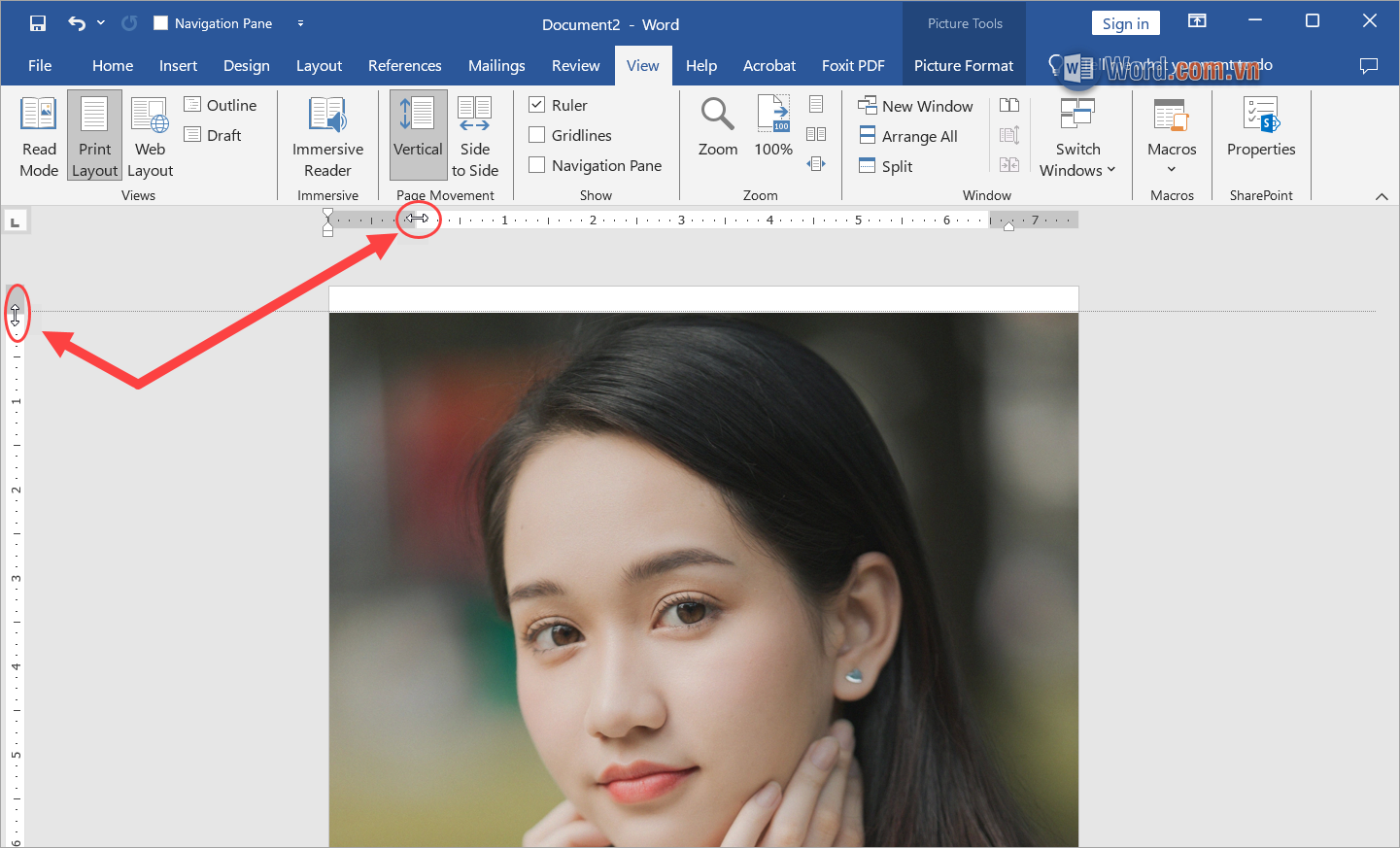 Kéo các lề trên thanh Ruler để đưa hình ảnh ra sát với lề trang giấy